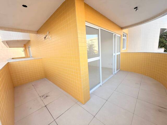 Apartamento para Venda em Cabo Frio - 4