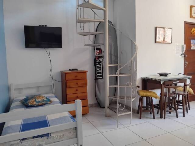 #10 - Apartamento para Venda em Cabo Frio - RJ - 1
